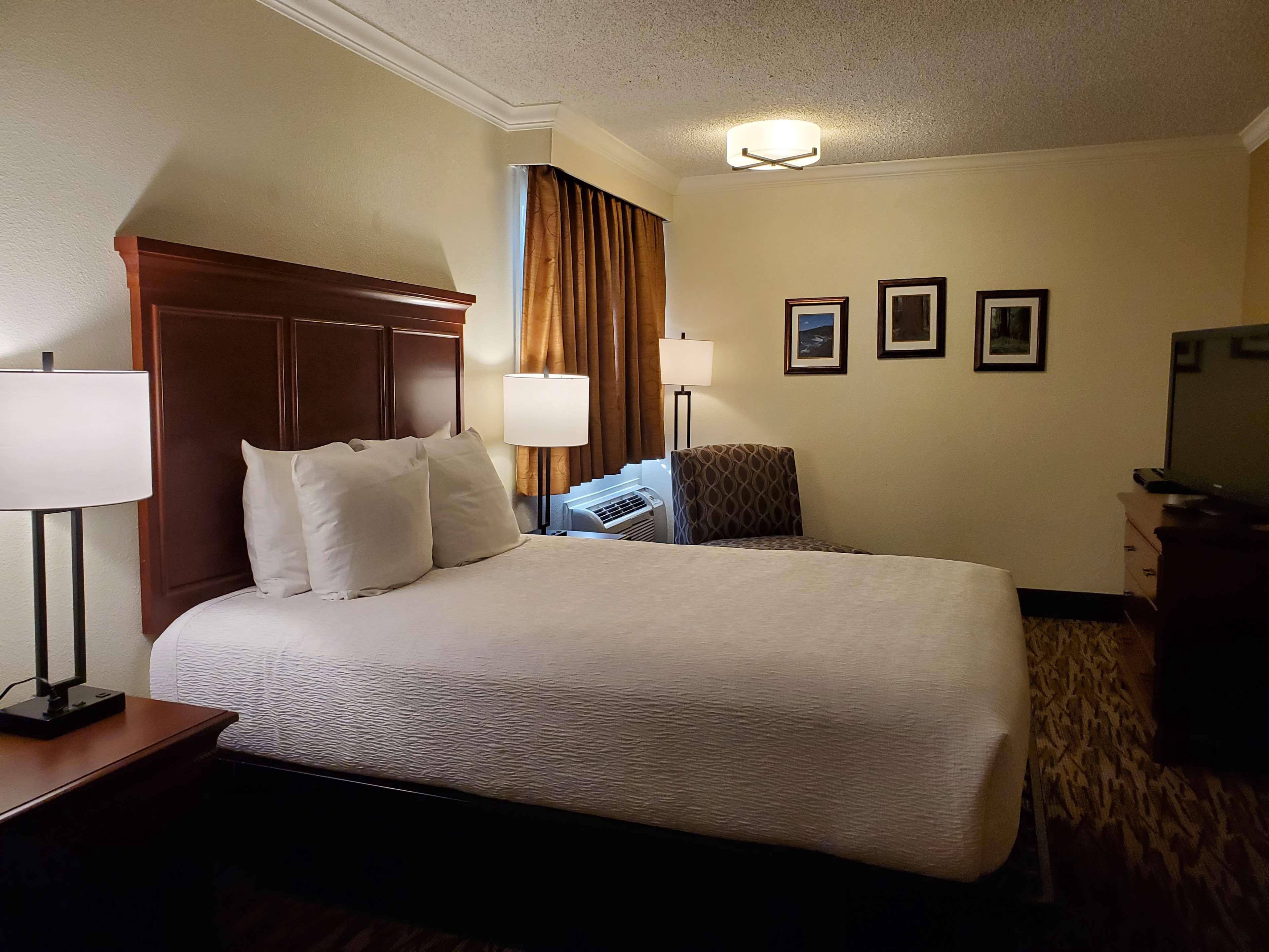 Best Western Plus Humboldt House Inn Garberville Exterior foto